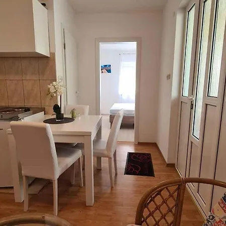 Seline/paklenica Riviera 35778 شقة